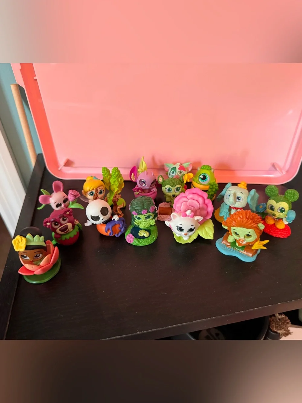 Disney Doorables in Full Bloom - Picture 1 of 3